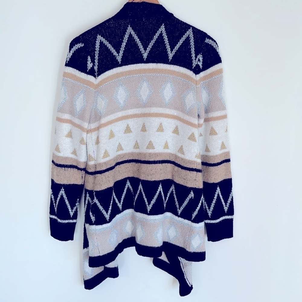 ALYA Francesca's Cape Drape Sweater Party Shimmer Geometric Open Front C… - Picture 2 of 6